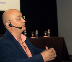 11401122_931789120211290_1737141759732924138_n