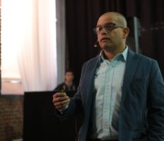 34165011_1840491712674355_3956737543403208704_o